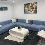 Homestay Igloo Magnolia I Breakfast I Free Parking