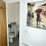 Igloo Magnolia I Breakfast I Free Parking Homestay Leeds (West Yorkshire)