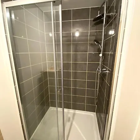 Igloo Magnolia I Breakfast I Free Parking