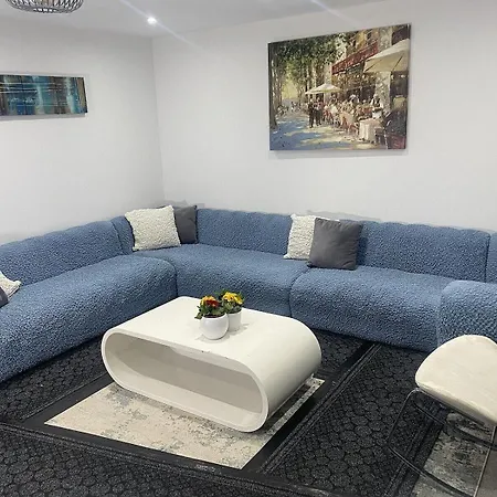 Rum i privatbostad Igloo Magnolia I Breakfast I Free Parking