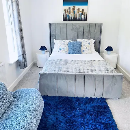 Проживание в семье Igloo Magnolia I Breakfast I Free Parking Лидс