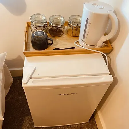 Igloo Magnolia I Breakfast I Free Parking
