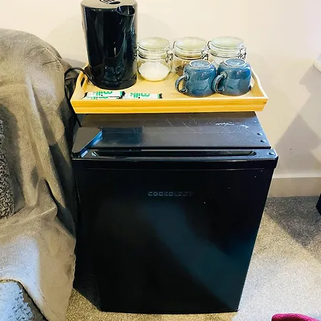 Igloo Magnolia I Breakfast I Free Parking Homestay