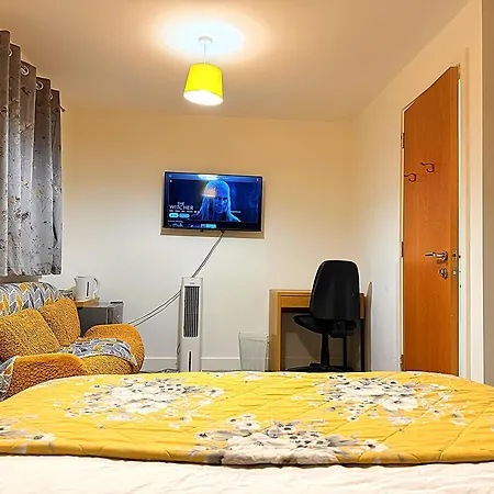 Igloo Magnolia I Breakfast I Free Parking Проживание в семье Лидс