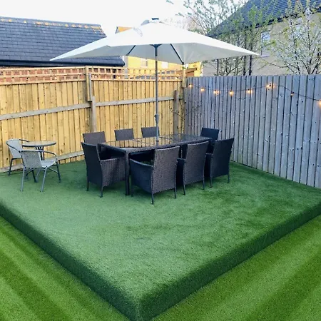 Igloo Magnolia I Breakfast I Free Parking * Leeds (West Yorkshire)