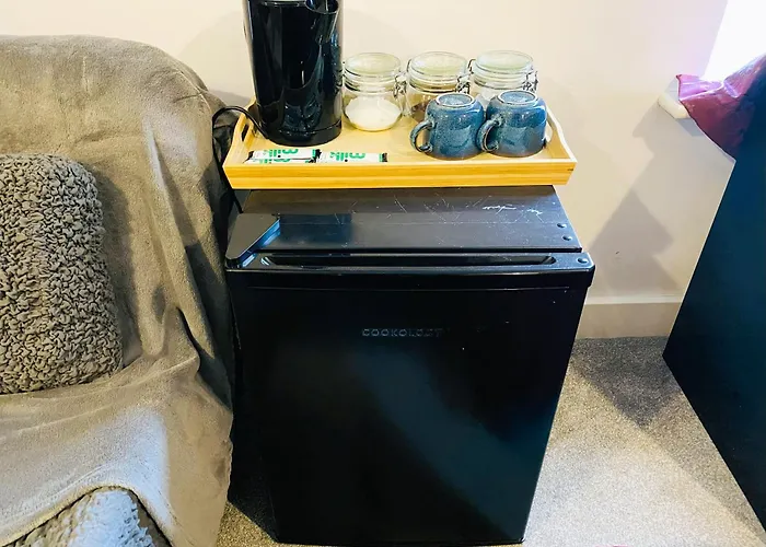 Igloo Magnolia I Breakfast I Free Parking Homestay szállás